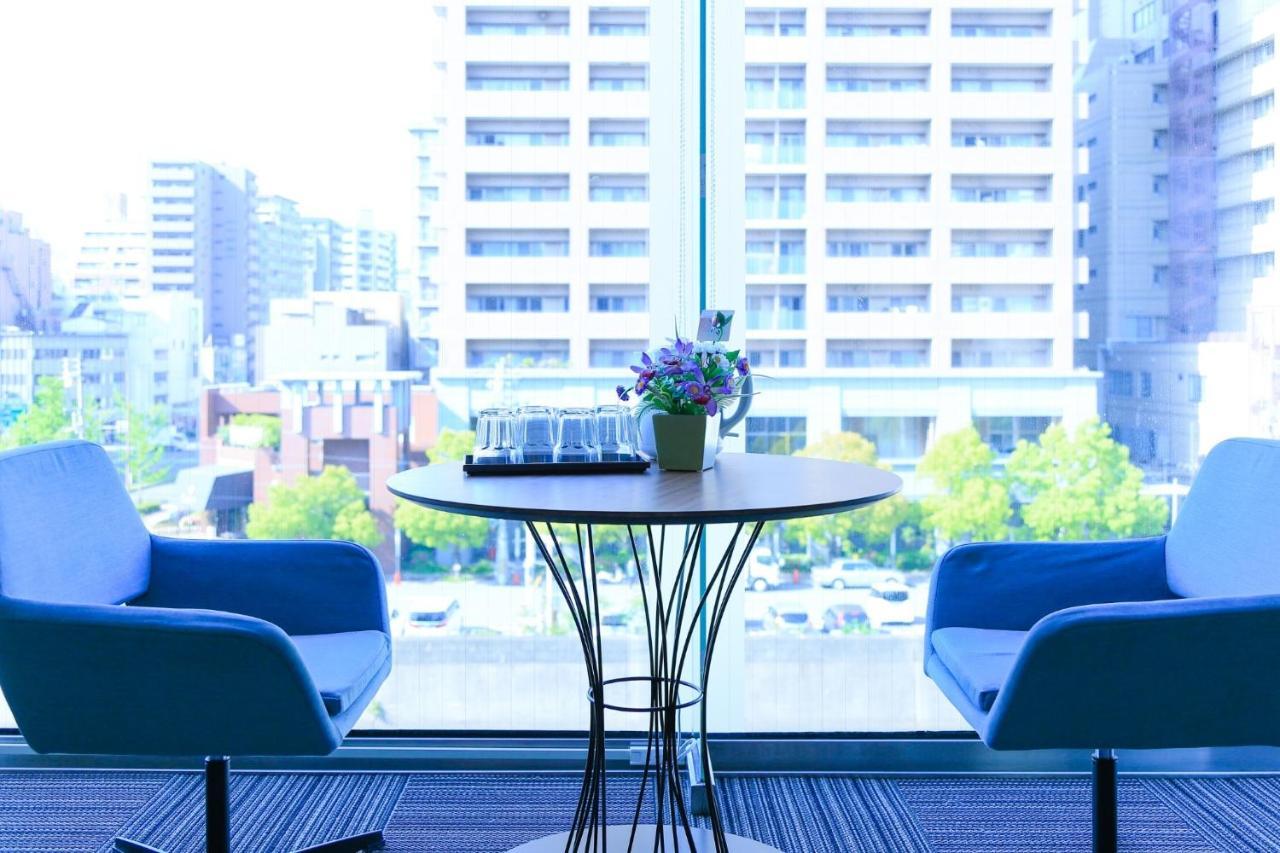 Sakuragawa Riverside Hotel - Vacation Stay 31893V Осака Экстерьер фото