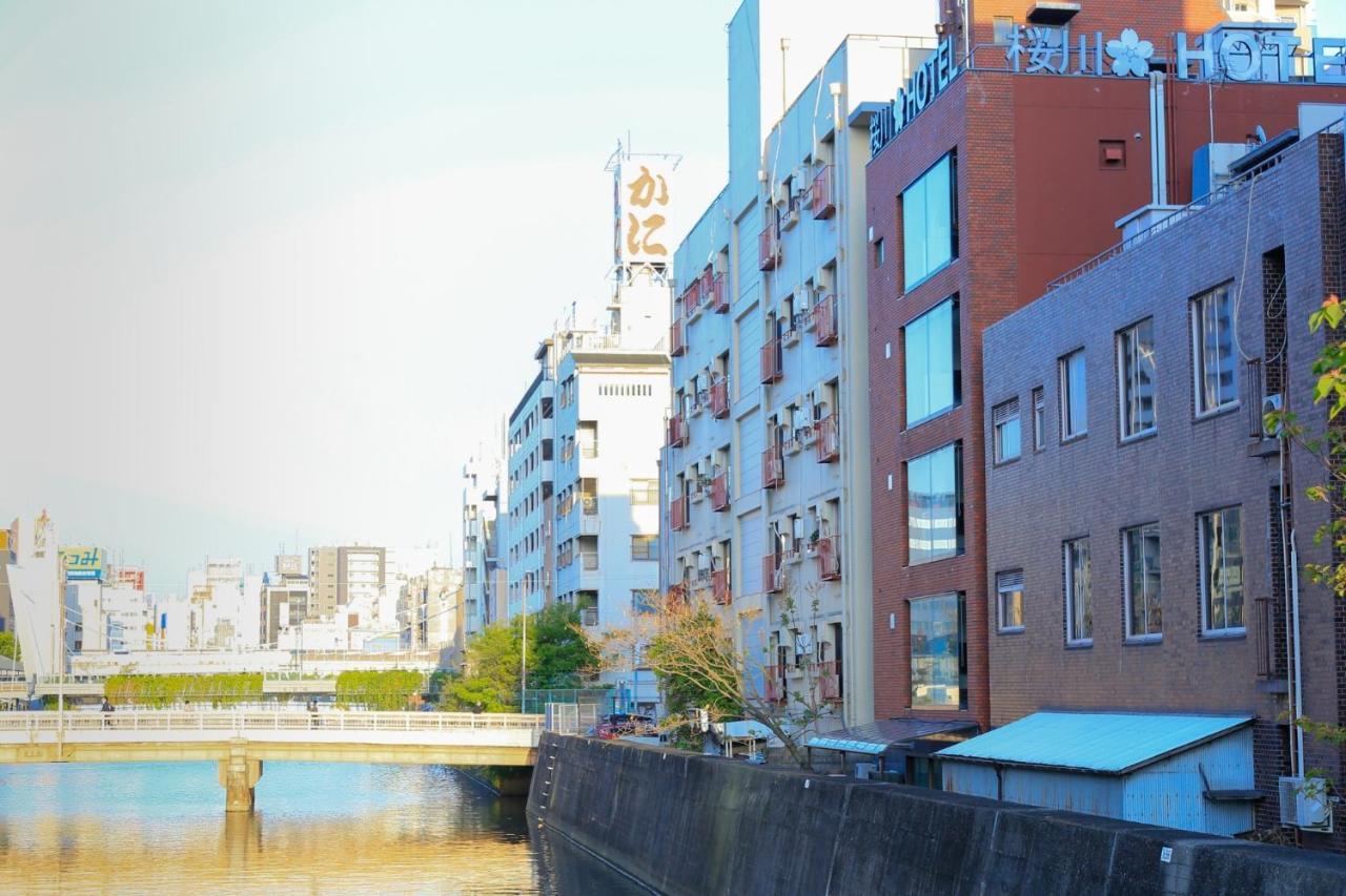 Sakuragawa Riverside Hotel - Vacation Stay 31893V Осака Экстерьер фото